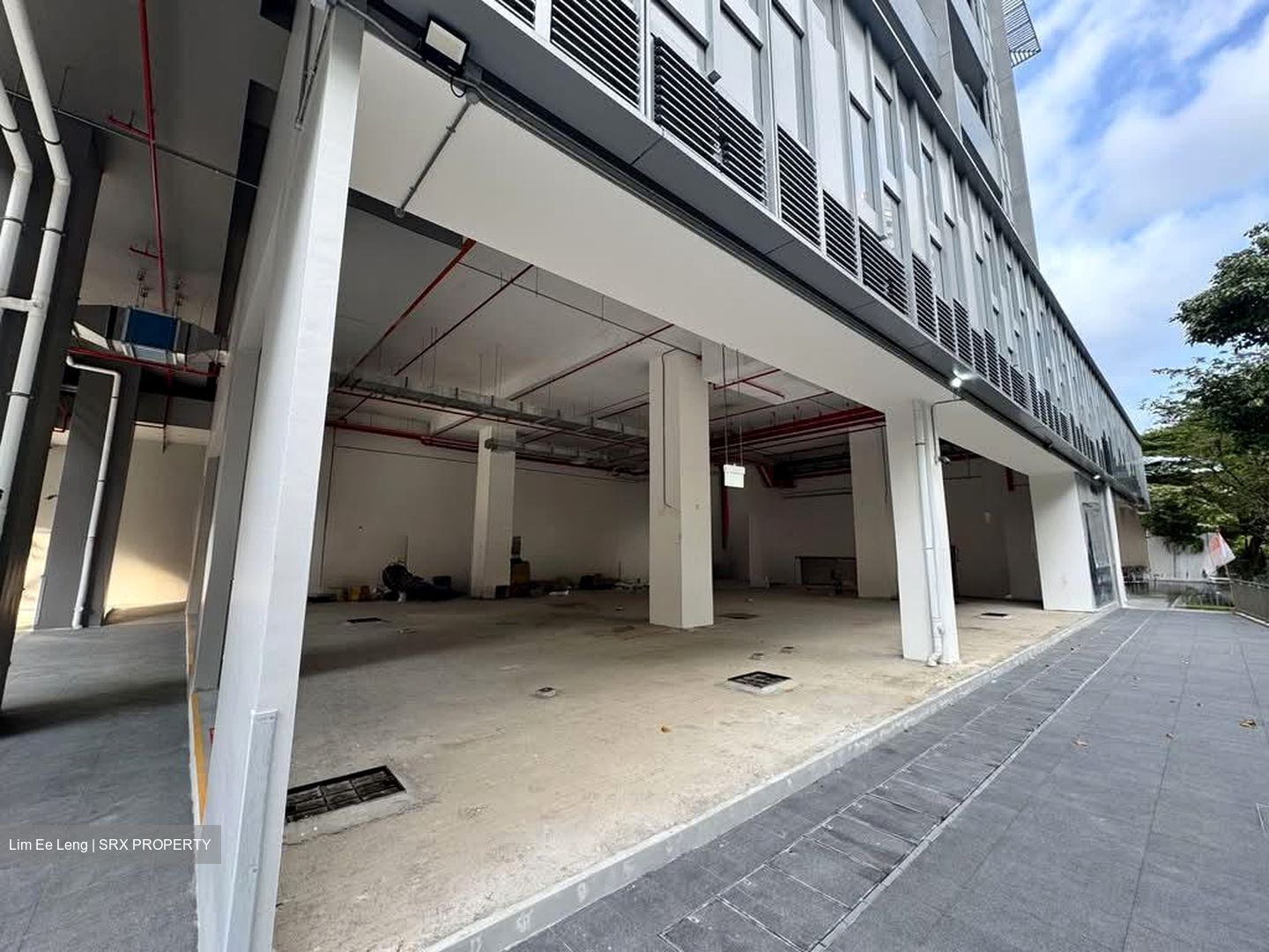 Space 18 (D12), Factory #597568031